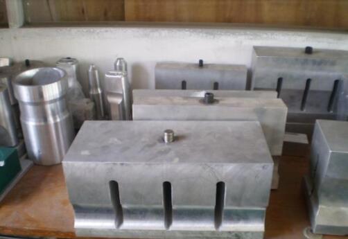 What kind of ultrasonic mold is popular with users